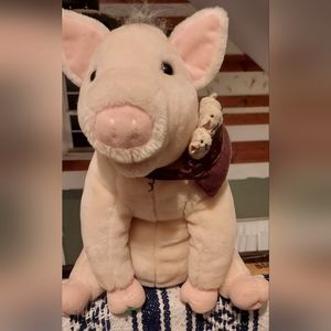 Babe and friends talking plush